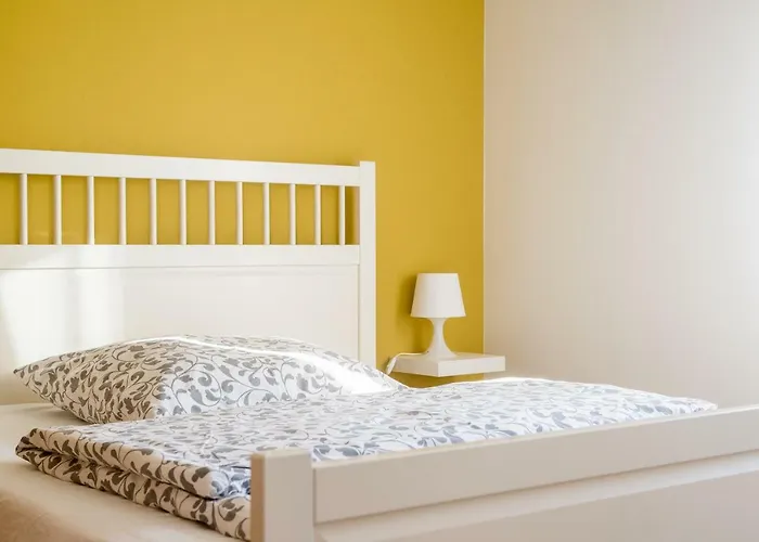 Annes Pension Pensión 3*